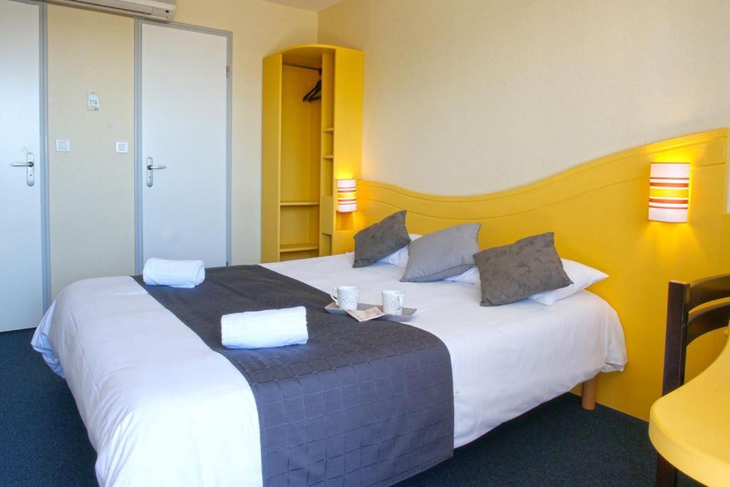 Couett'Hotel Oloron Sainte Marie Ngoại thất bức ảnh