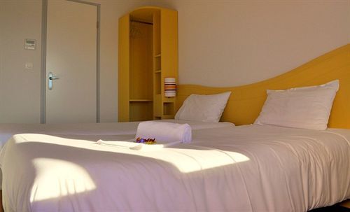 Couett'Hotel Oloron Sainte Marie Ngoại thất bức ảnh